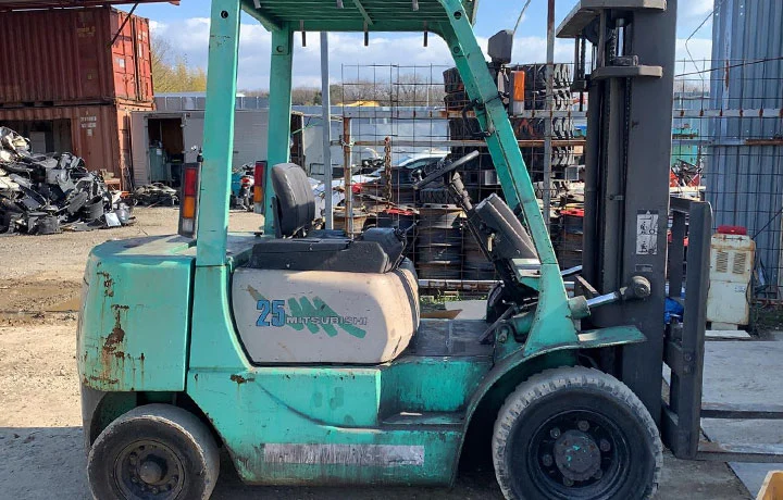 フォークリフト MITSUBISHI FG25